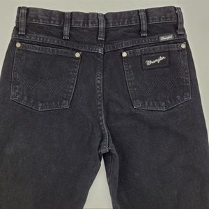 Wrangler Jeans Mens 31x32 Silver Edition Black Wash Denim Straight Leg Classic
